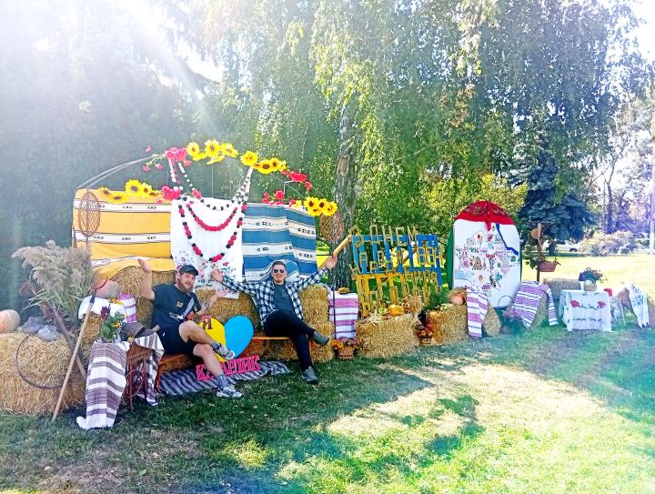 СВЯТКОВА ФОТОЗОНА
