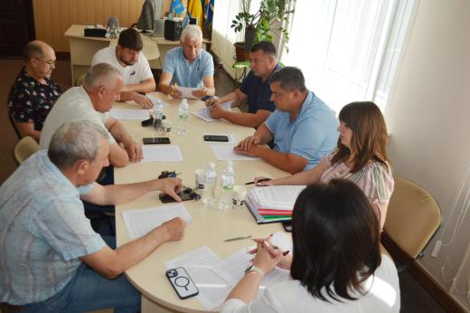 ГОТУЮЧИСЬ ДО ЧЕРГОВОЇ СЕСІЇ