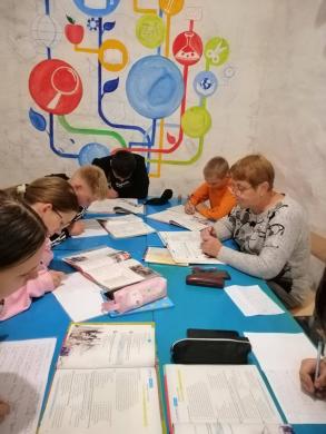 # КЗ КМР `Слобідська гімназія`: основна модель навчання – очна#