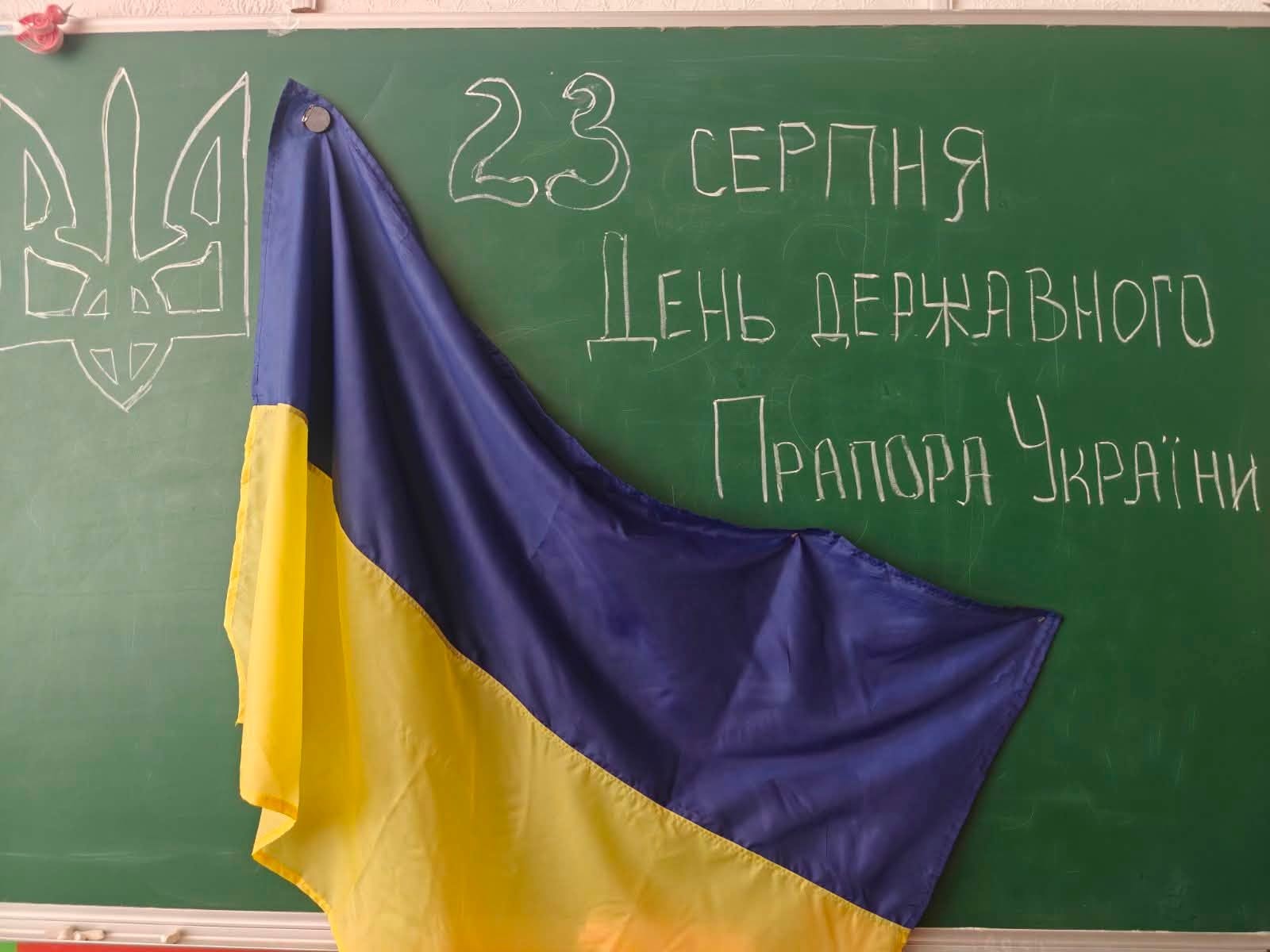 У КОЖНІЙ ДИТЯЧІЙ ЛИСТІВЦІ – ЛЮБОВ ДО УКРАЇНИ