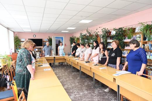 ТВОРЧА ЗУСТРІЧ ІЗ ПИСЬМЕННИКОМ ОЛЕКСАНДРОМ КАРПЕНКОМ