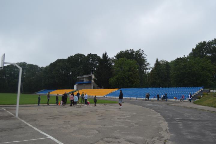 Змагання з легкої атлетики відбувалися на стадіонному комплексі «Дружба» 