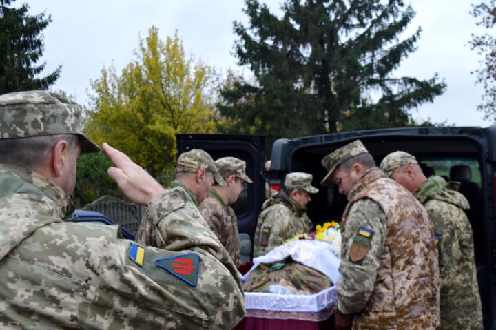 Похорон ветерана і волонтера Євгенія Аніщенка