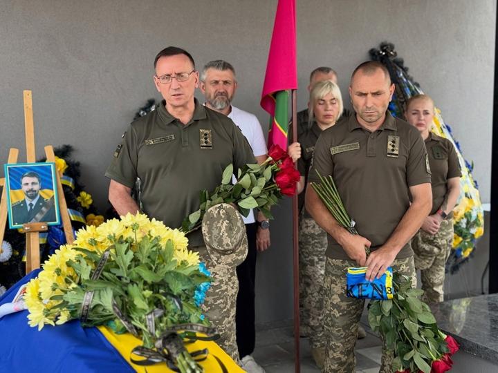 г.jpg