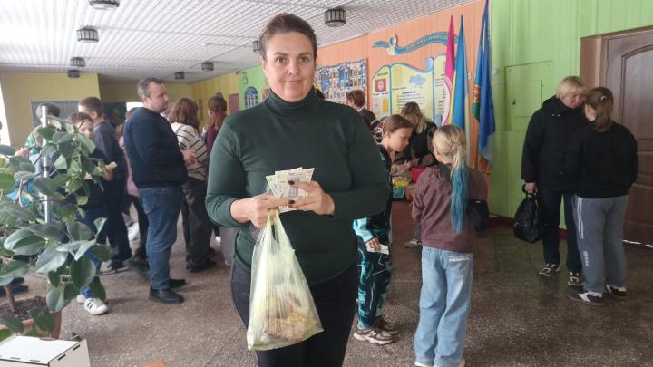 Благодійний ярмарок у Буртівській гімназії