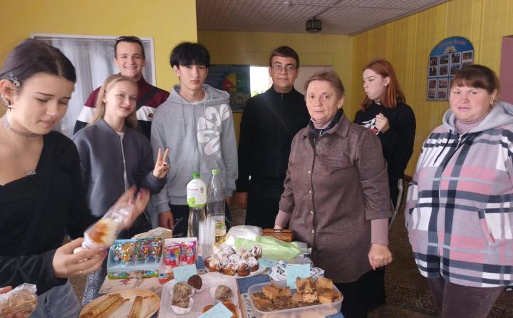 Благодійний ярмарок у Буртівській гімназії