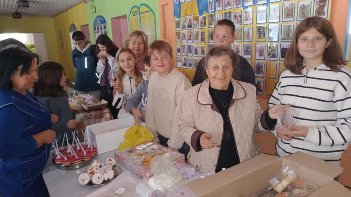 Благодійний ярмарок у Буртівській гімназії
