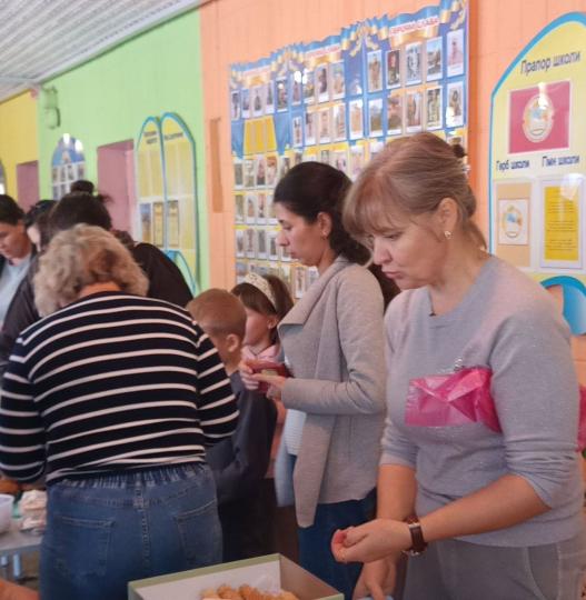 Благодійний ярмарок у Буртівській гімназії