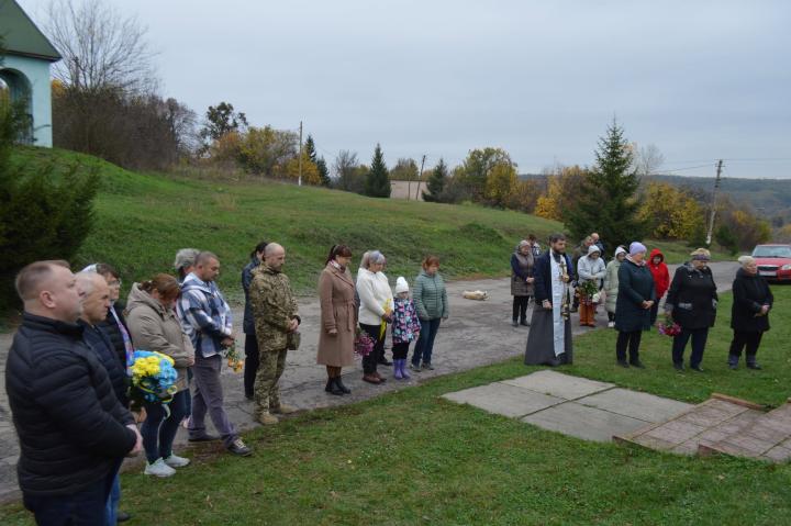 Під час відкриття меморіального банера в Демівщині