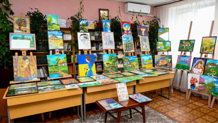 Виставка робіт вихованців Школи мистецтв