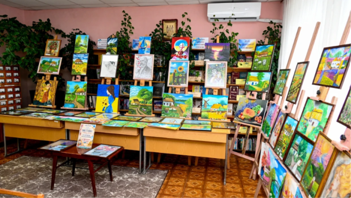 Виставка робіт вихованців Школи мистецтв