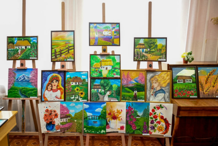Виставка робіт вихованців Школи мистецтв