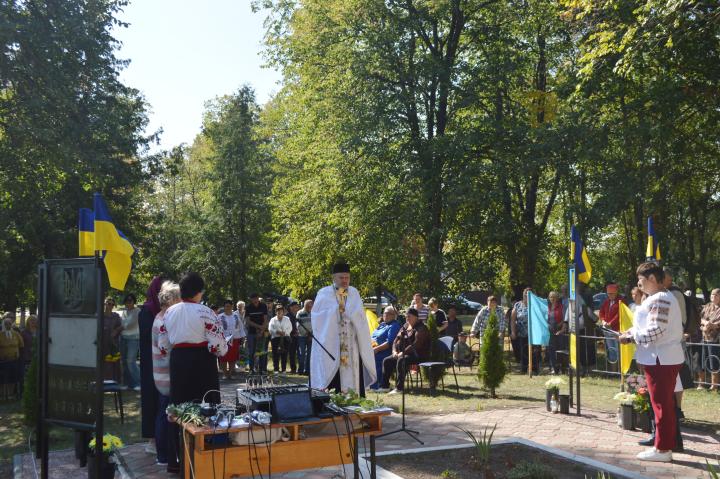 Важливою частиною заходу стало освячення Алеї Слави та панахида за полеглими воїнами, яку провів настоятель храму Святих Іоакима і Анни отець Уар Перетятько
