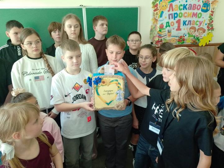 Акція ЗАМІСТЬ БУКЕТУ - ДОНАТ